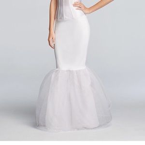 David’s Bridal trumpet slip